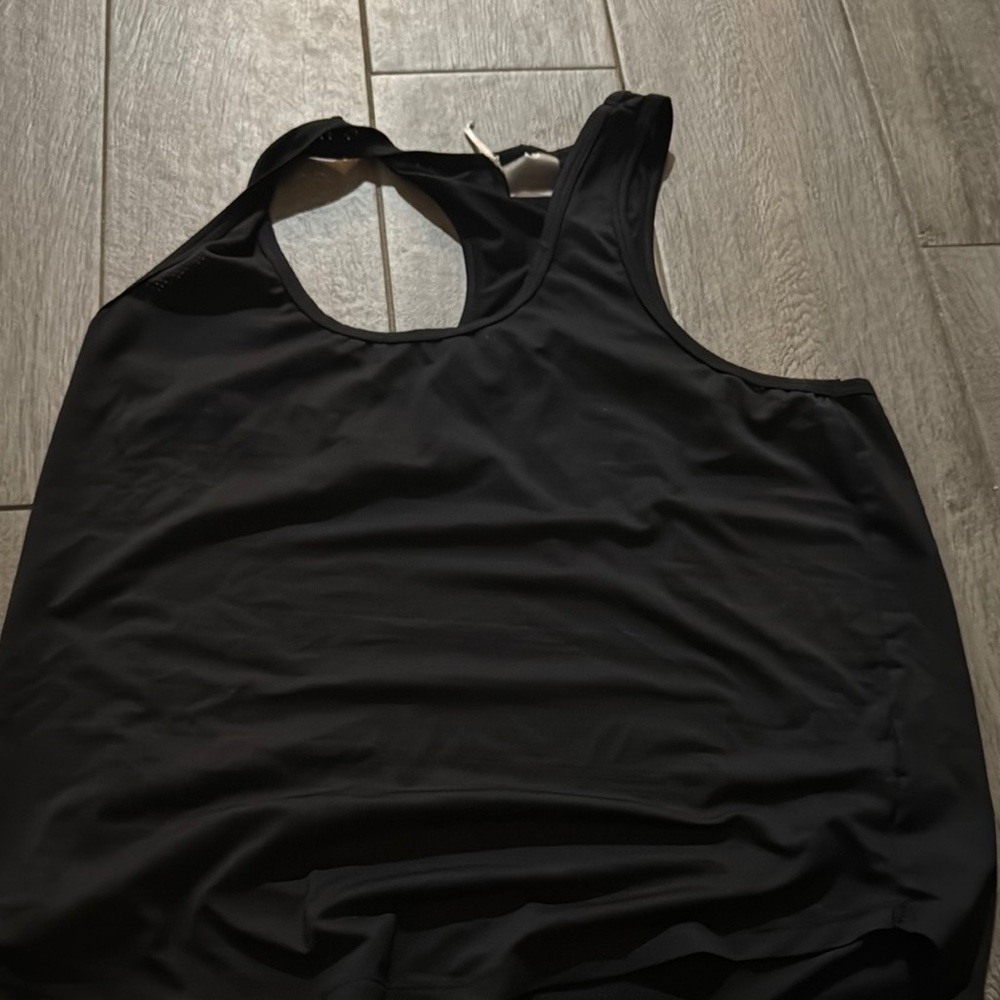 Black Sleeveless Tank Top